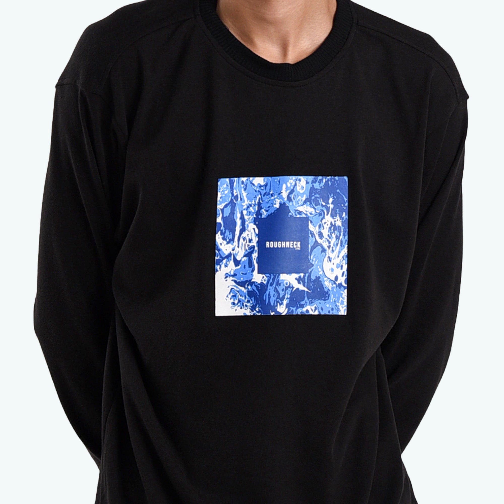 SS359 Fluctuation Black Crewneck