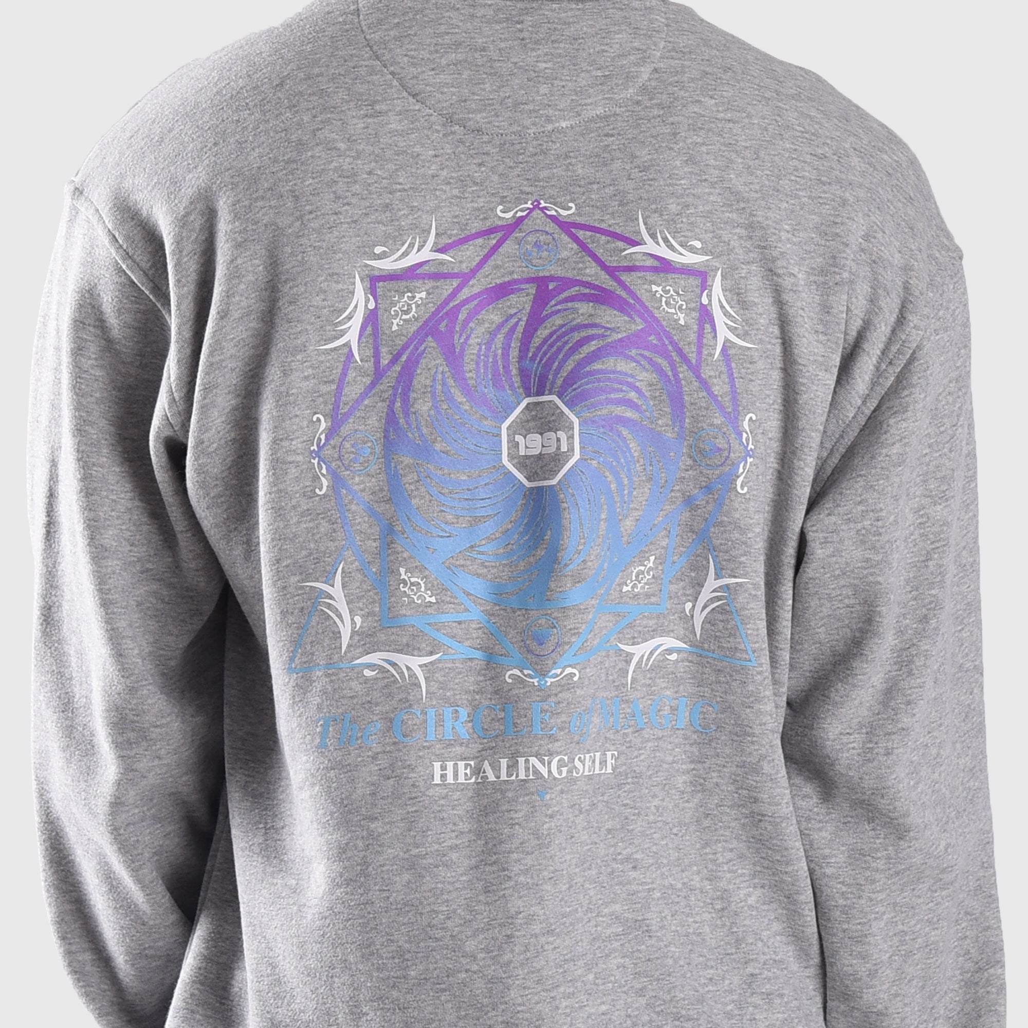 SS371 Circle Of Magic Grey Crewneck