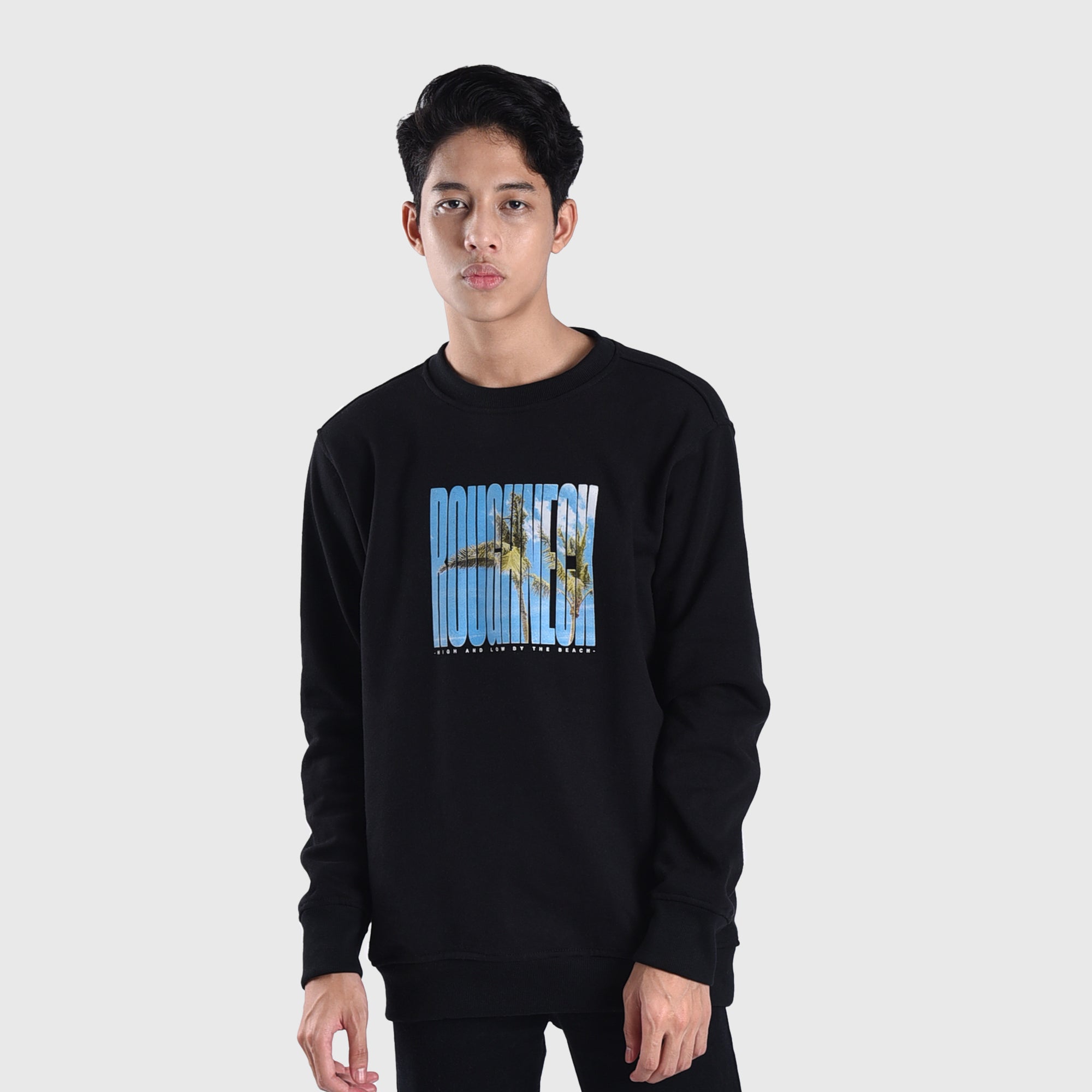 SS398 Black High and Low Beach Crewneck