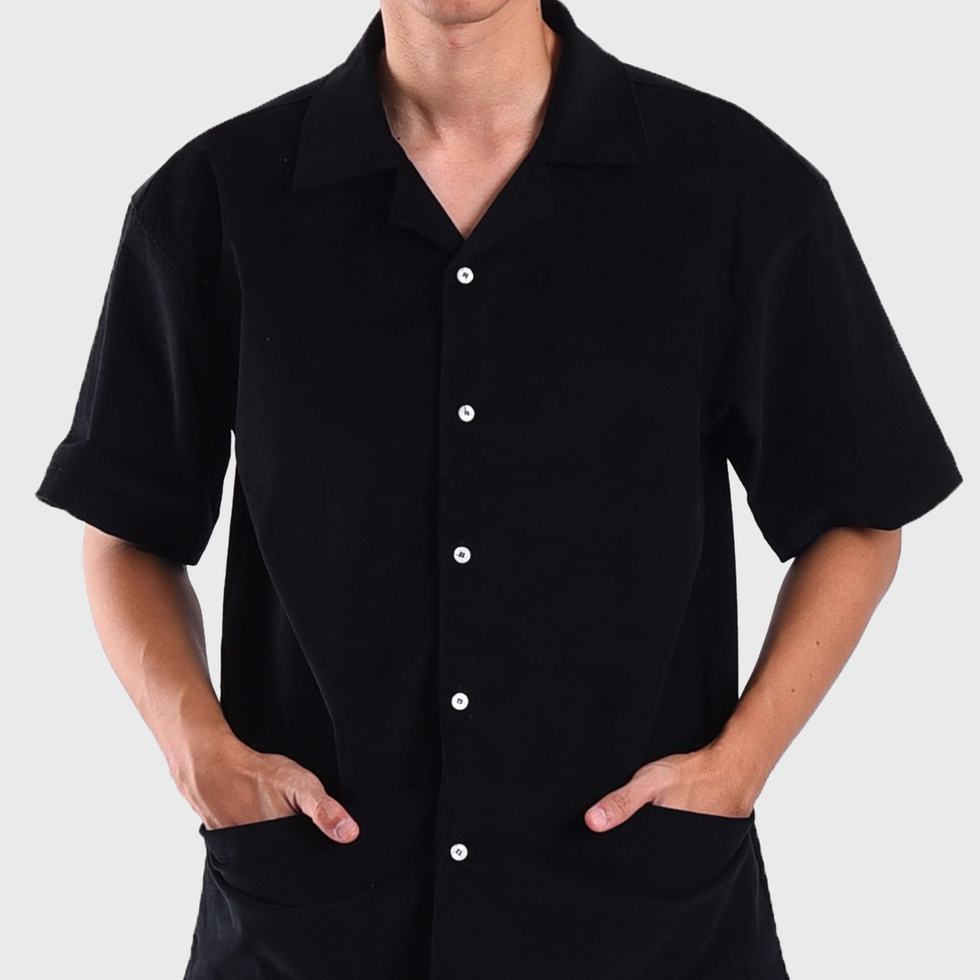 S001 Black Equipe Move Short Sleeve Shirt