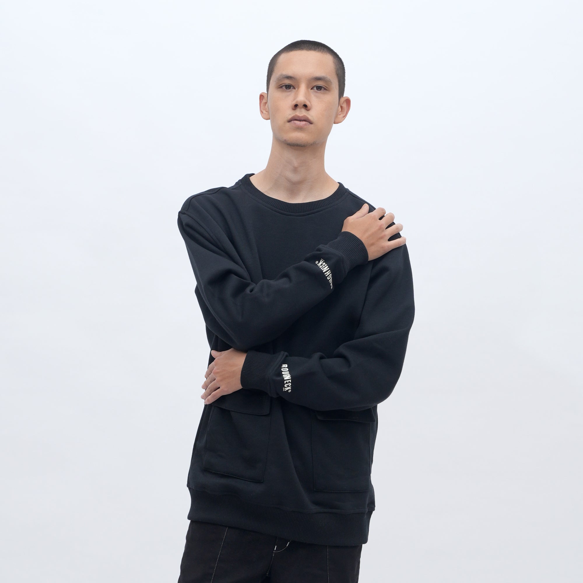 Roughneck SS567 Black Viedma Crewneck