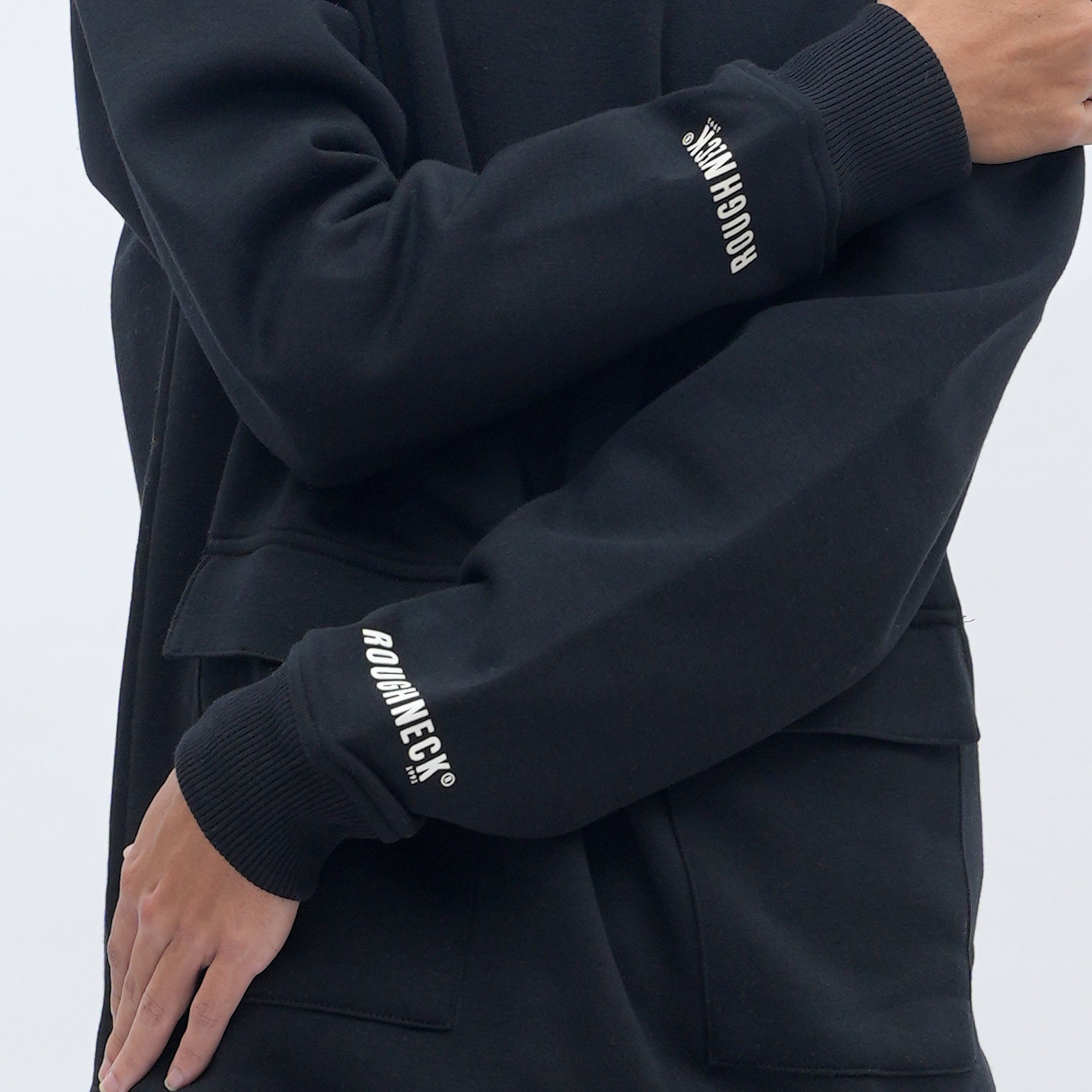 Roughneck SS567 Black Viedma Crewneck